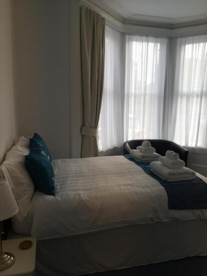 Fernville Guest House 웨스턴슈퍼매어 외부 사진