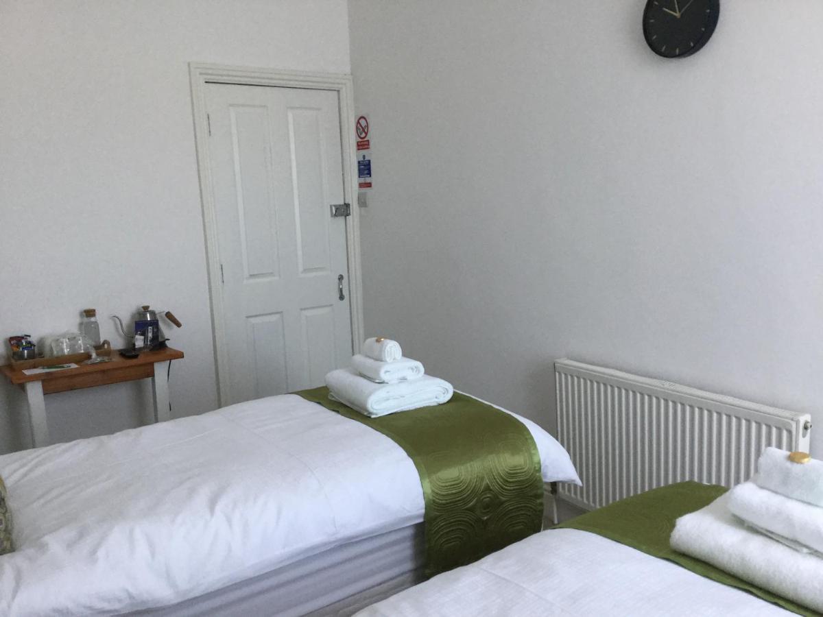 Fernville Guest House 웨스턴슈퍼매어 외부 사진