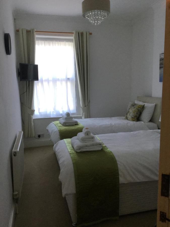 Fernville Guest House 웨스턴슈퍼매어 외부 사진